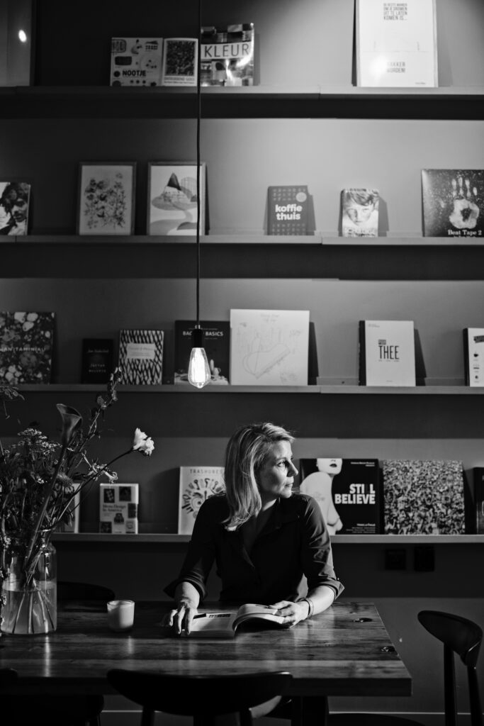 Marleen schrijft teksten voor papier